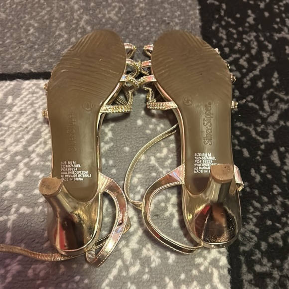 SILVER SLIPPER HEELS - Picture 3 of 6